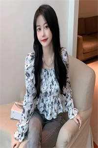 深宮鎖情（深宮鎖情小說角色名字）